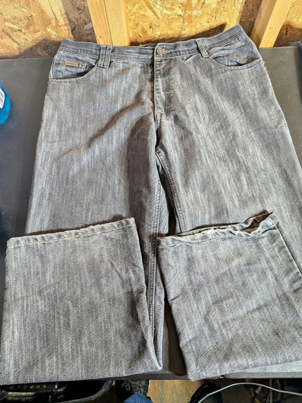 Mecca Bootcut Jeans in Gray
